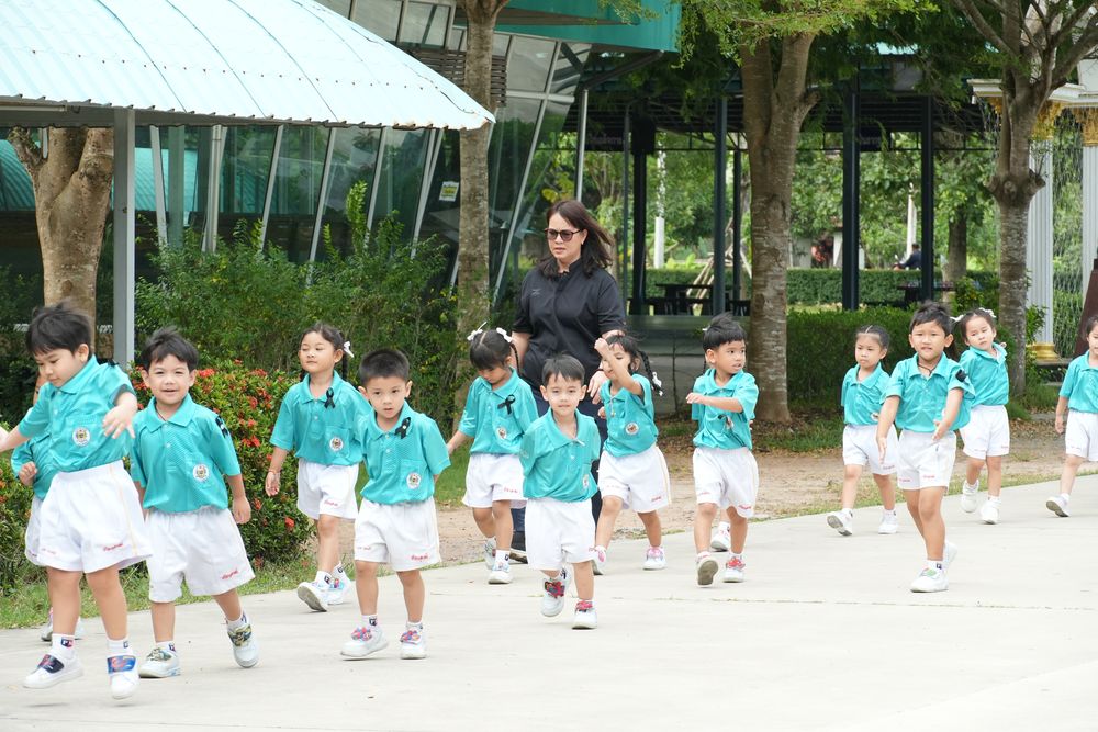 โรงเรียนปรีชานุศาสน์